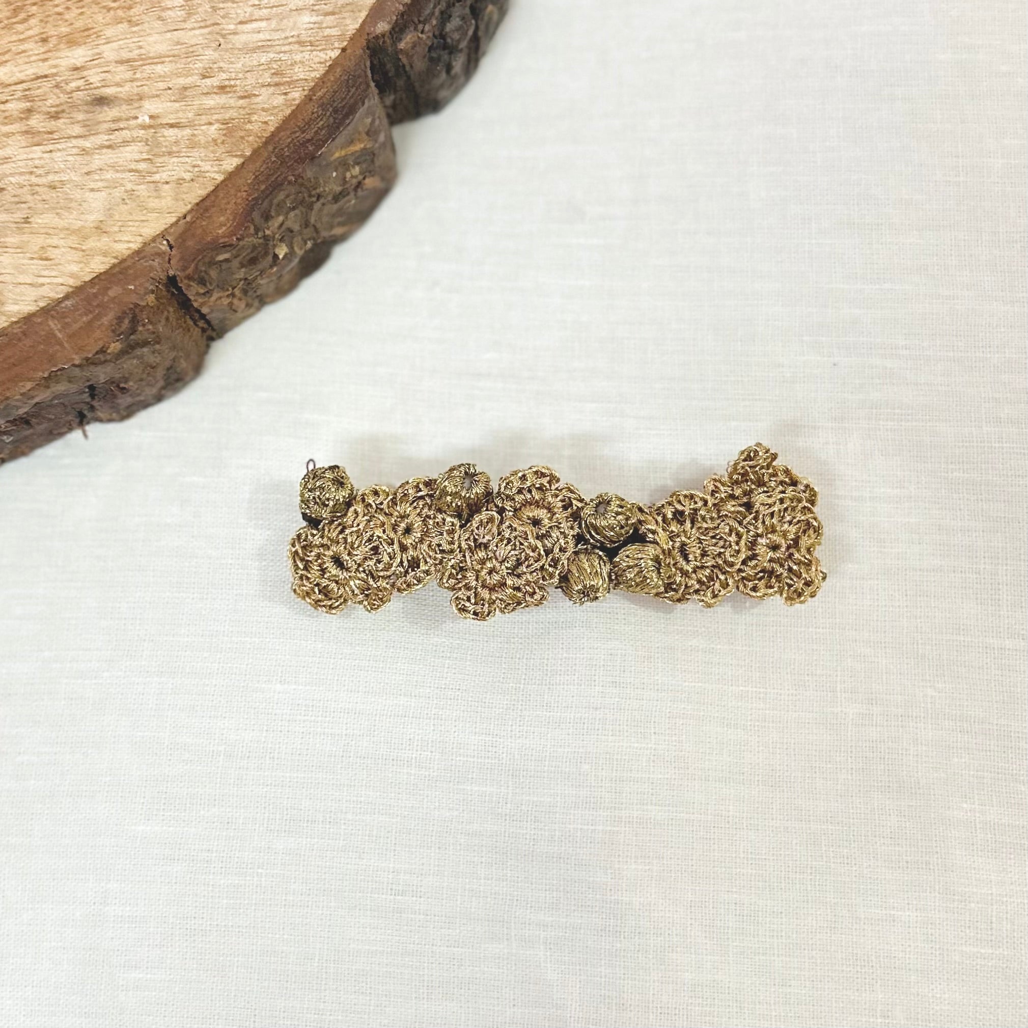 Golden flowers hair clip